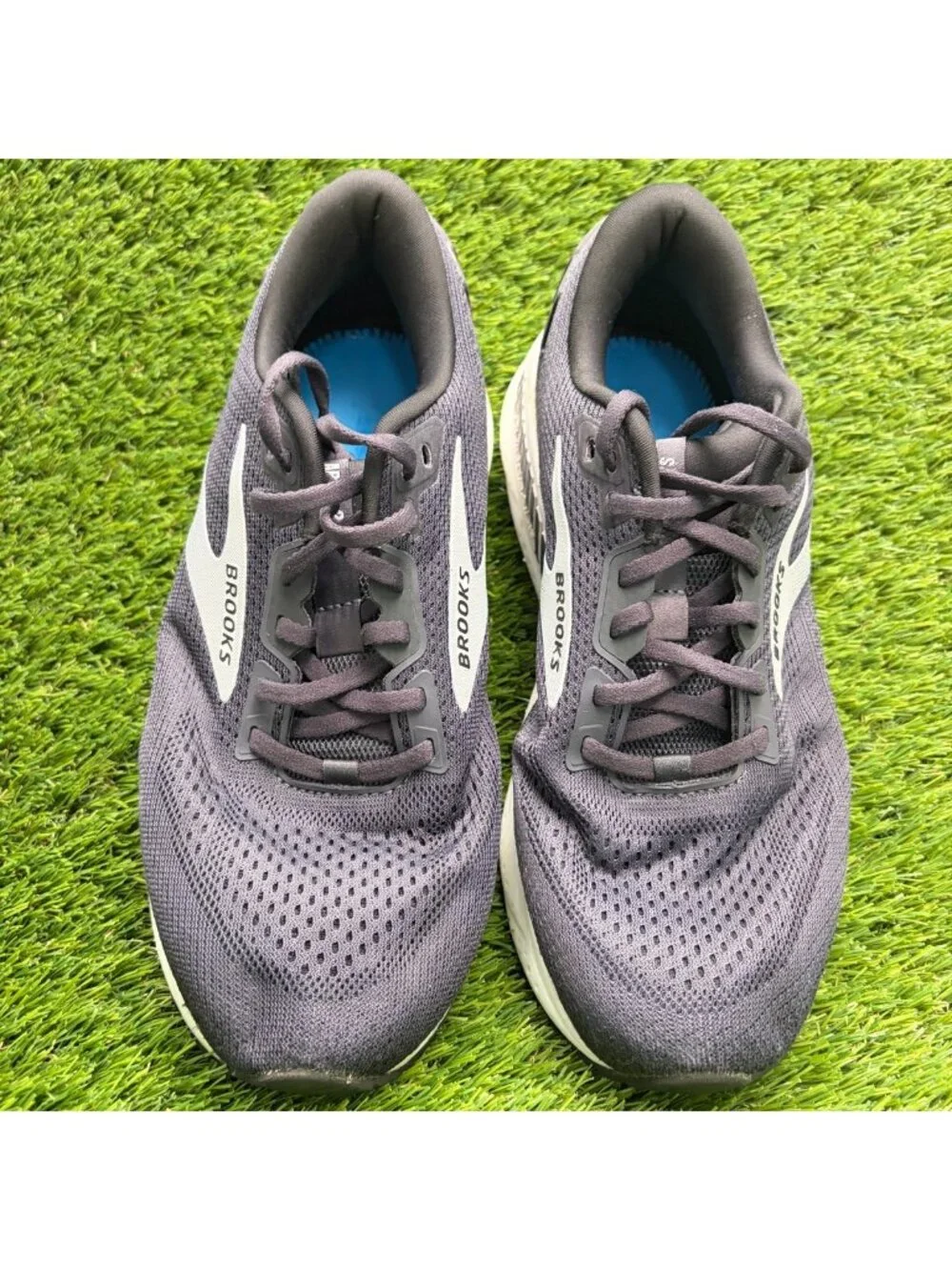 Brooks Ariel GTS 24 Womens Size 10D Black Gray Athletic Running Shoes Sneakers